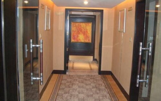 Starway Hotel Luoyang Mudan Square