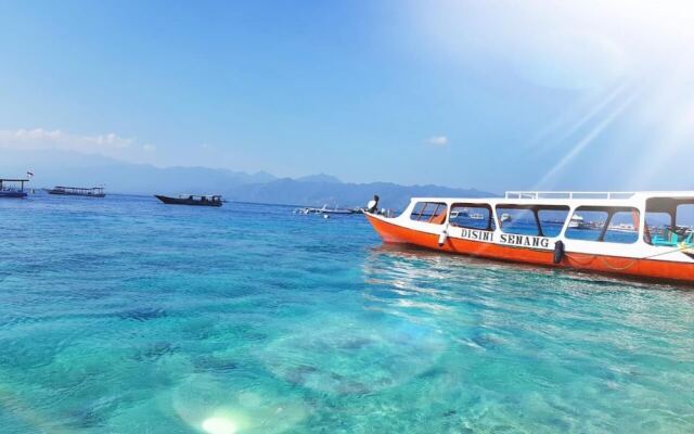 Sama - Sama Bungalow