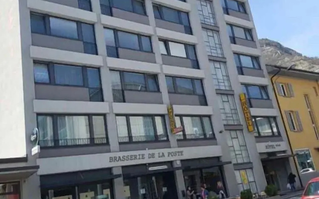 Hôtel de la Poste - Center City — 3-star hotel in Martigny