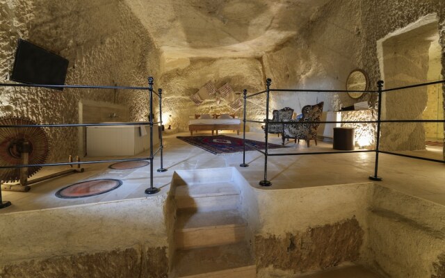 My Cave Suites