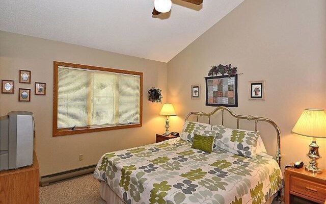 Idyllic Mountain Getaway