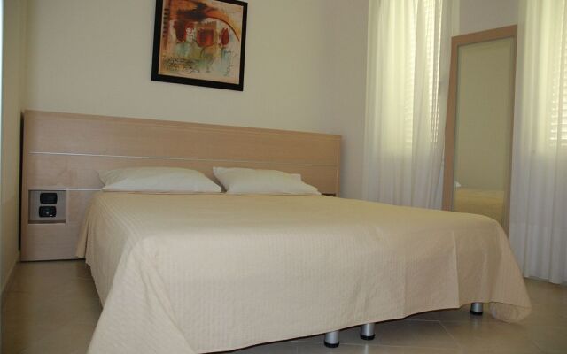 Hotel Lux Vlore