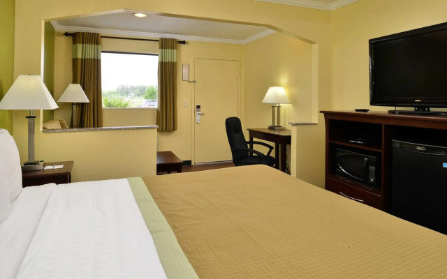 Americas Best Value Inn Winona