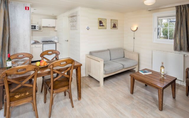 Comfortable Chalet With Dishwasher, Beach at Walkingdistance