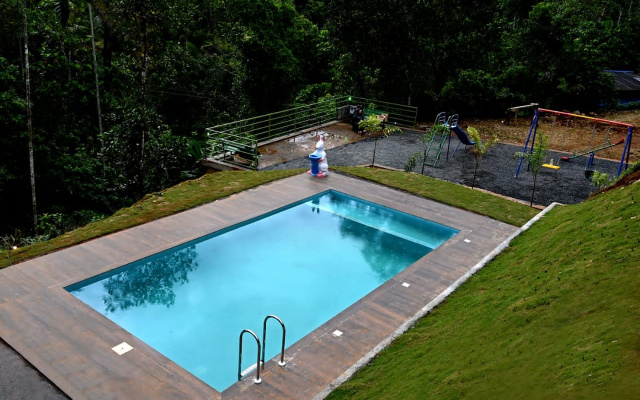 Rainwood Aurum Resort