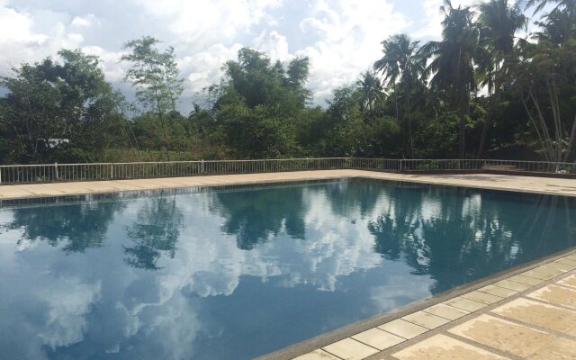 Kayumanggi Resort