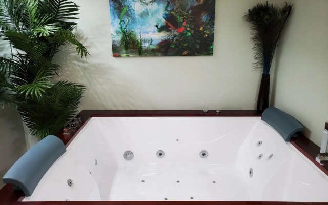 Pearson's Pond Luxury Suites