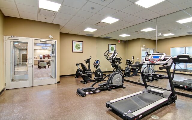 Holiday Inn Express & Suites Oshawa Downtown - Toronto Area, an IHG Hotel