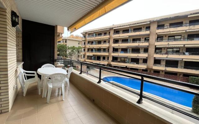 Apartamento en edi Paradise, con piscina y parking 141B - INMO22