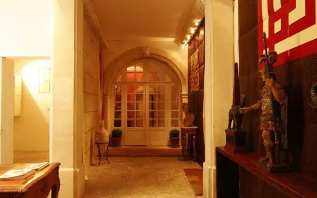 Hotel Pagy De Valbonne