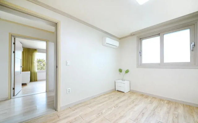 Gyeongju Oceanville Pension