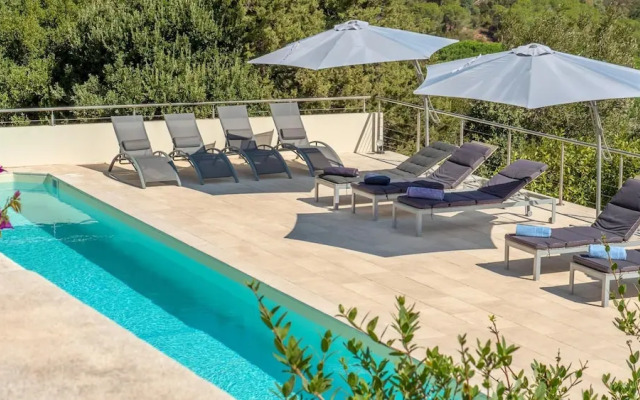 Villa Purple 10 2 in Pantogia