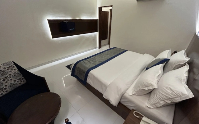 Gautam Hotel Lonavala