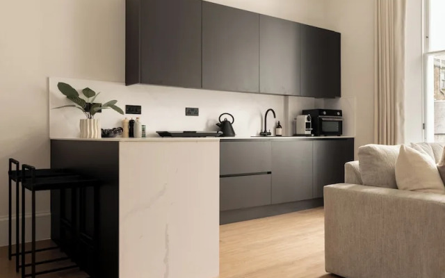 Moment Blythswood Street