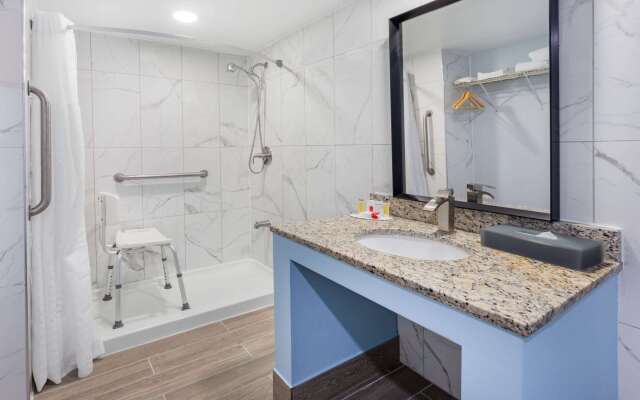 Days Inn by Wyndham Livonia/Canton/Detroit