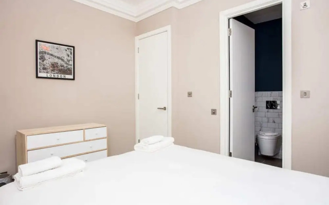 Bright, Vibrant 1 BD Apartment in Sth Hampstead