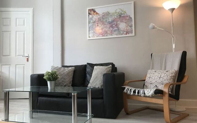 Easter Road Edinburgh Apartment