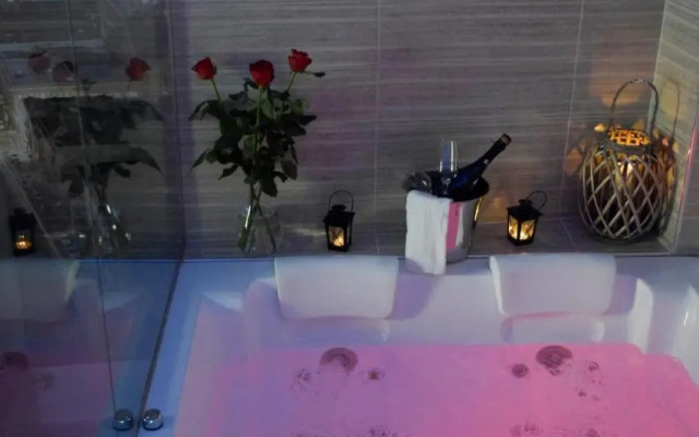 Nephele Luxury Suite