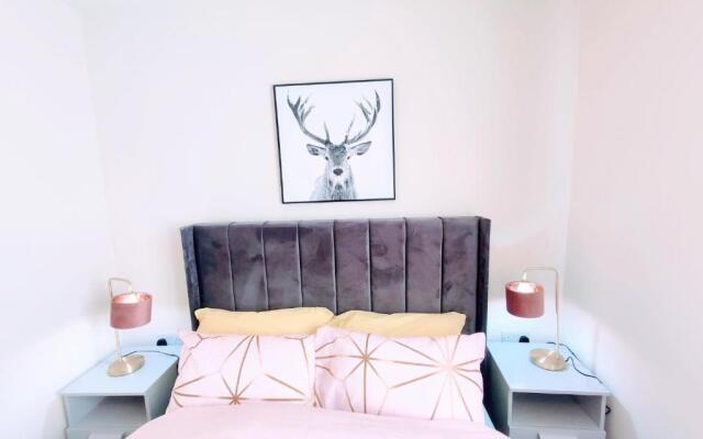 Crystal Suite 3 free private parking