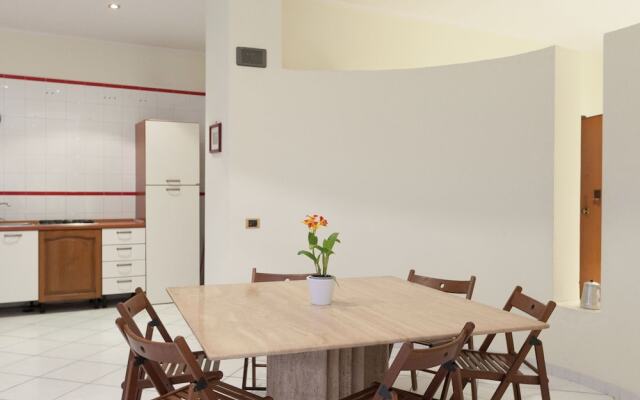 Cozy Holiday Home in Trecase With Balcony - Casa per Ferie