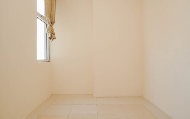 Cozy Living 1Br At Tifolia Apartment