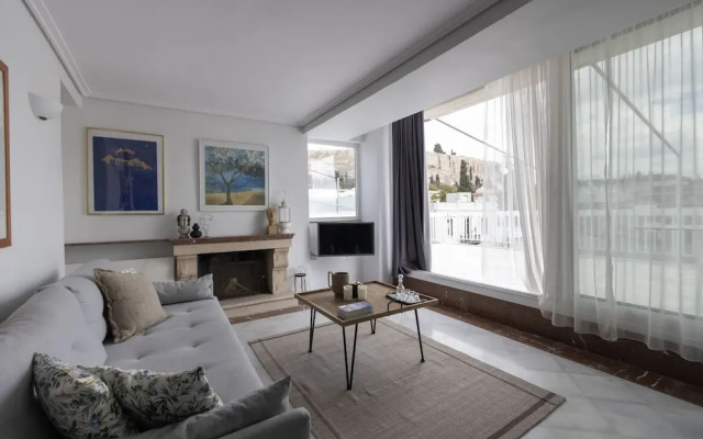 Massive 2-apartment Combo Unbeatable Acropolis Views Sleeps 9