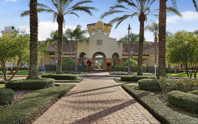 Vista Cay - 4804 Cayview Avenue #306