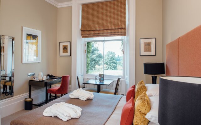 Oatlands Park Hotel