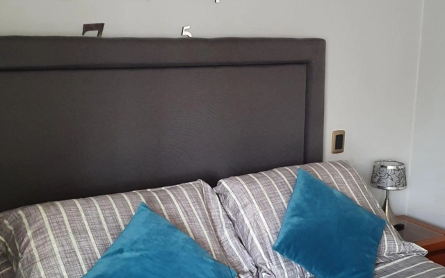 DEPTO 714 EXCELENTE UBICACION Metro, Barrio Paris Londres CENTRO SANTIAGO