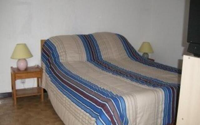 Appartement Saint-Cyprien, 2 pièces, 6 personnes - FR-1-225D-168