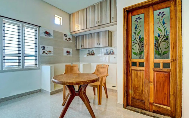 Eagle Heights by OYO Rooms