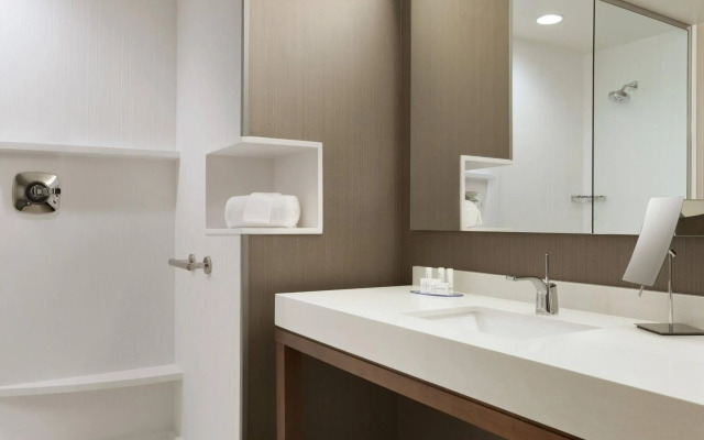 Courtyard by Marriott St Paul Woodbury