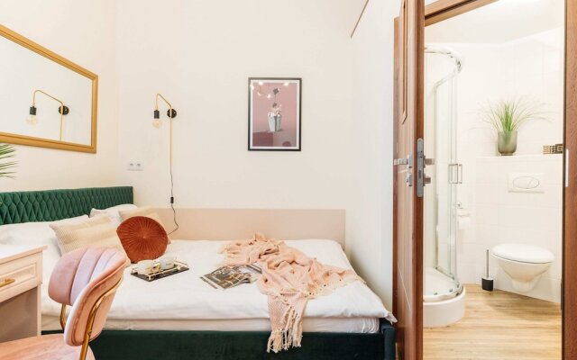 Sapphire Studios by Loft Affair