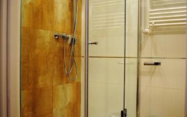 Apartament Zwycięstwa 98