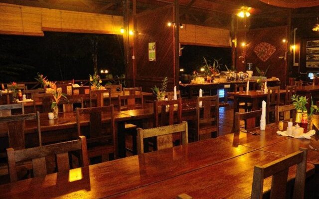 Sukau Rainforest Lodge