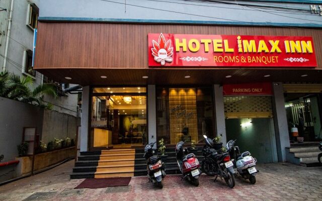 OYO 4376 Imax Inn