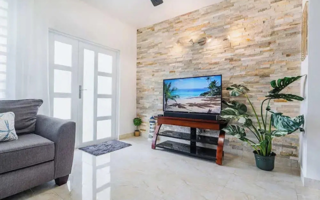 Blü Zen, Ideal Couples Stay in Mameyes Rio Grande