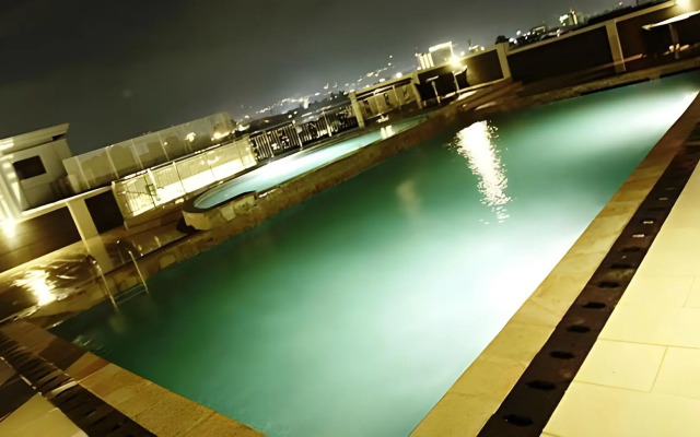 Grand Pacific Hotel