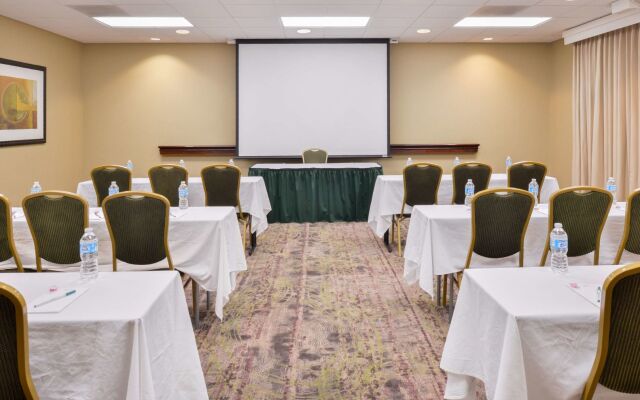 Homewood Suites by Hilton Fresno