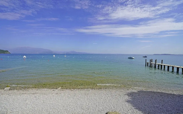 Specchio sul Lago