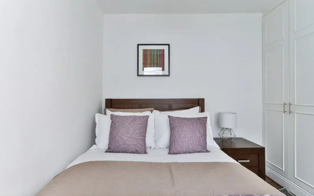 Durweston Mews