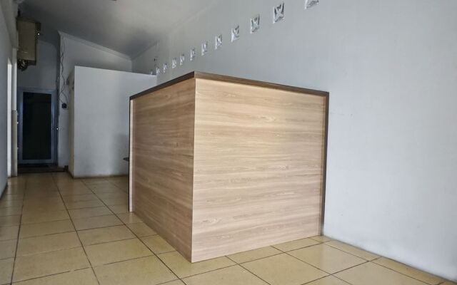 OYO 1158 Basecamp Hostel