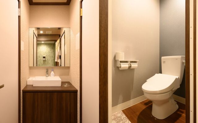 Tabist Capsule Inn Kasakake