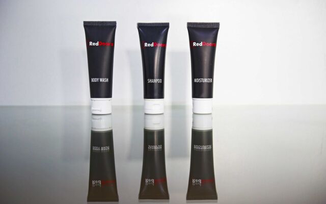 Santo Guest House by RedDoorz