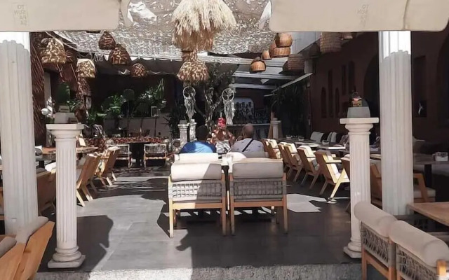 Tosunpasa Otel