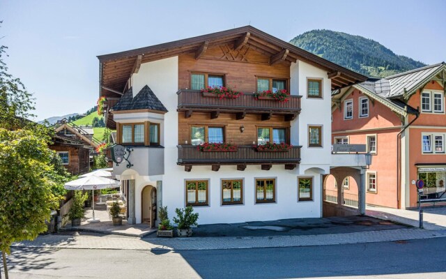 Nice Apartment in Kirchberg With Wifi