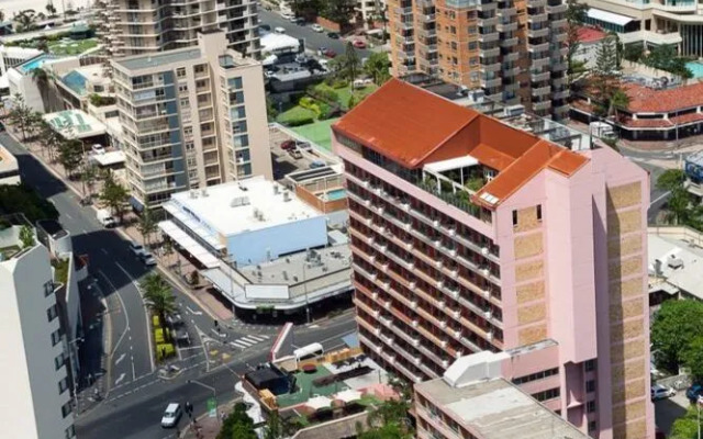 Islander Backpackers Resort