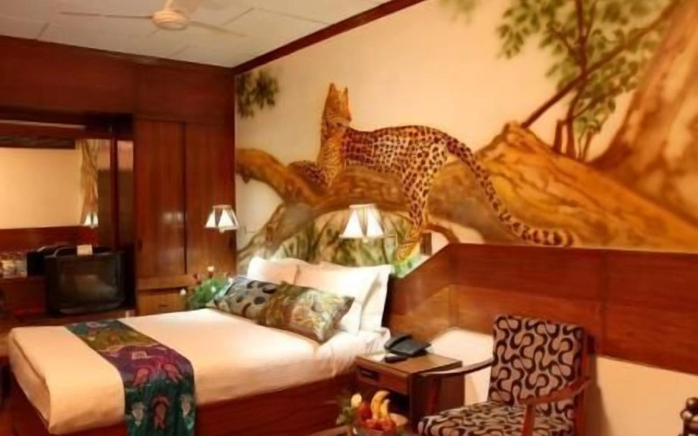 Hotel Alka Classic – Guest Rooms – New Delhi
