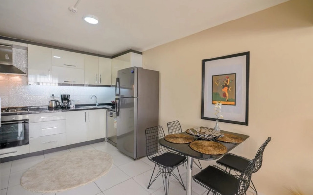 Missafir Chic Flat Near Hadrian s Gate