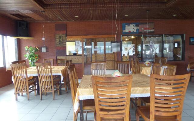 Cemara Indah Hotel